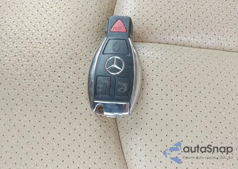 2008 Mercedes-Benz E 350 4Matic z USA, uszkodzony, nr VIN WDBUF87X78B264252